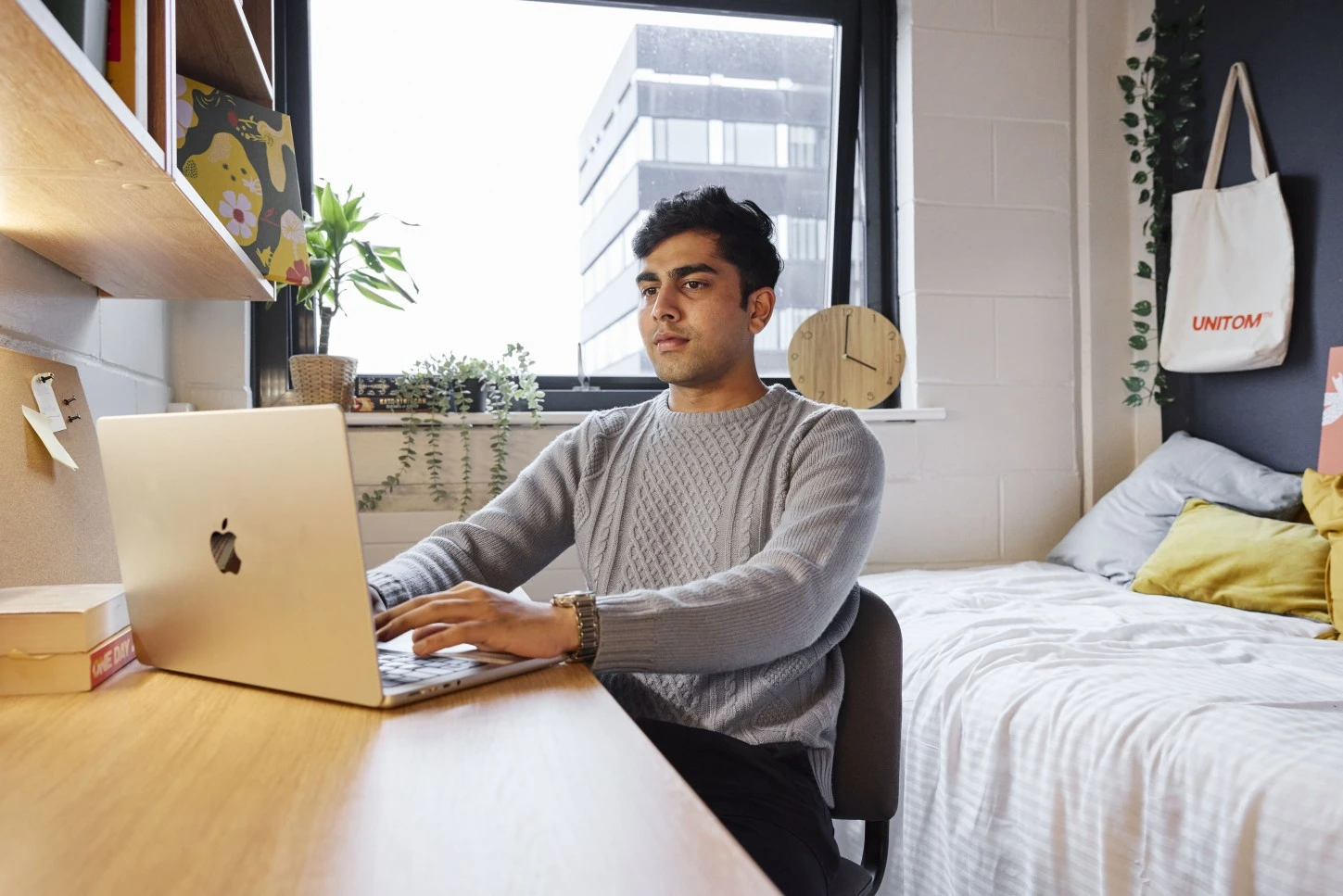How to Find Suitable Accommodation as an International Student Before Arriving Abroad